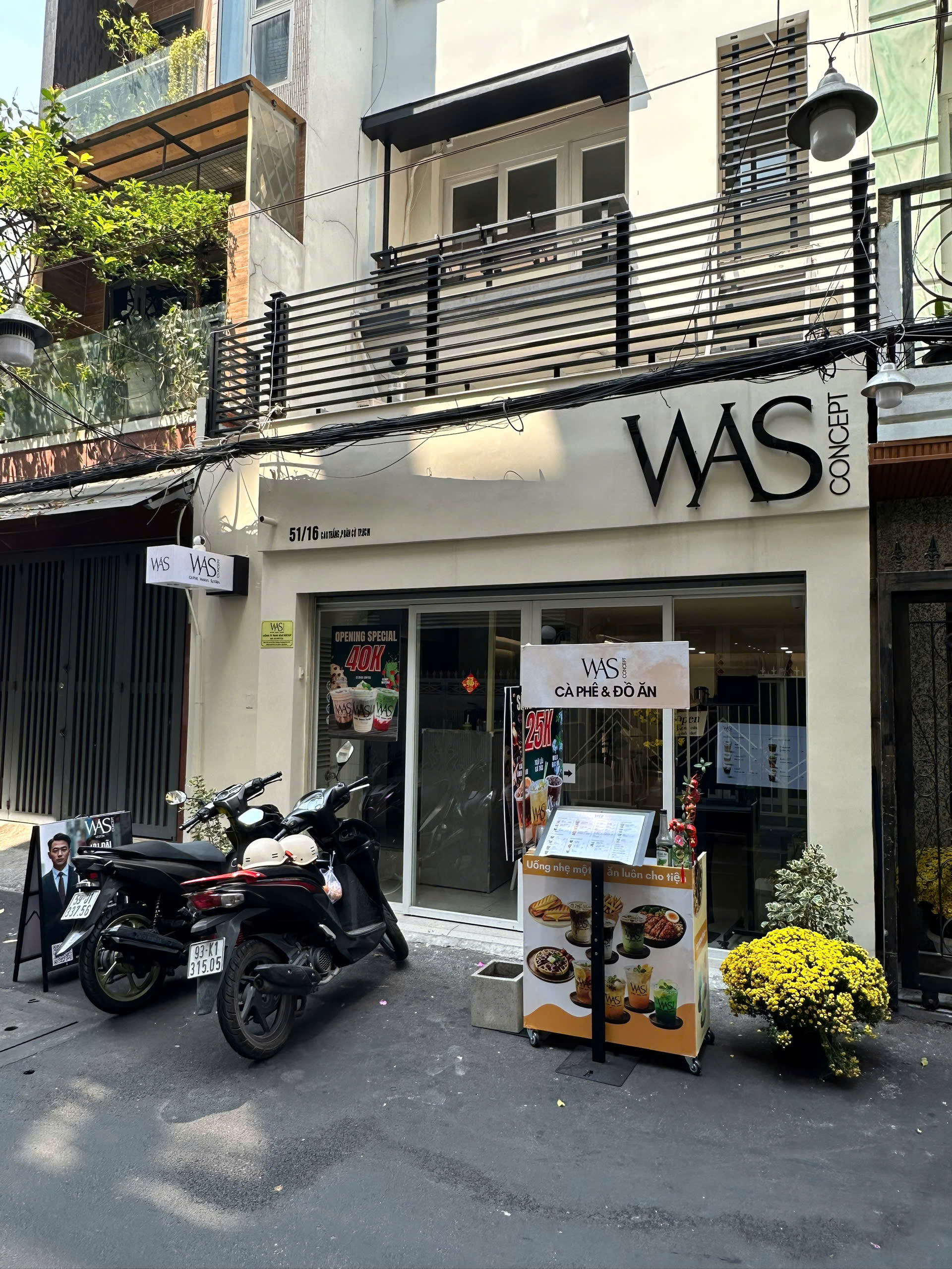 We Are Suitable Vietnam showroom